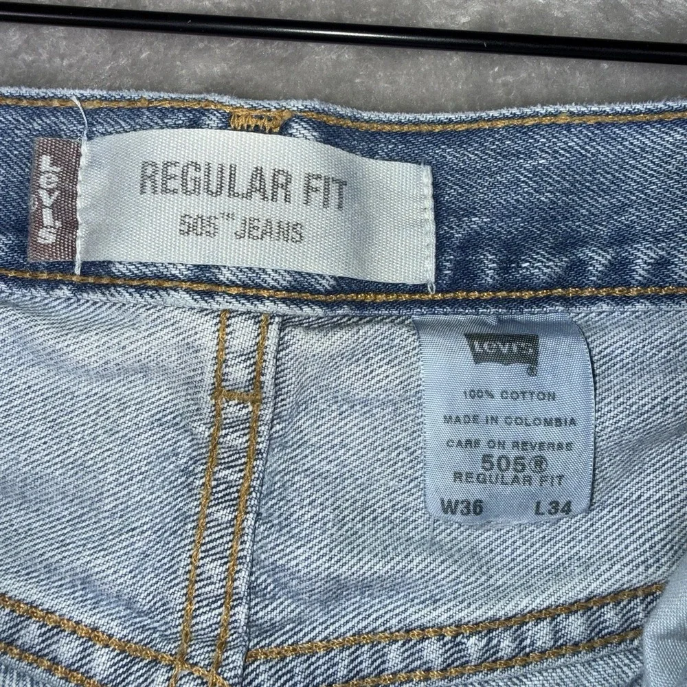 Vintage Levi's 505 Jeans Mens 35x33 Regular Fit Straight Leg 2000s Batwing‎ Y2K